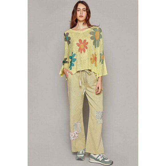 POL V-Neck Colorful Flower Print Light Weight Sweater Top - Picture 5 of 6